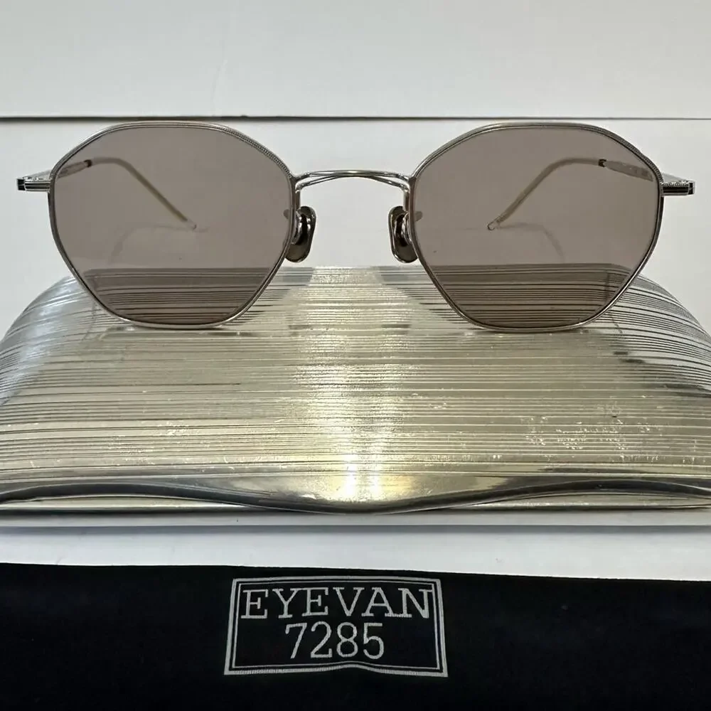Eyevan 7285 Titanium Rim Sunglasses Style 722 Grey Lens size 49-22-148